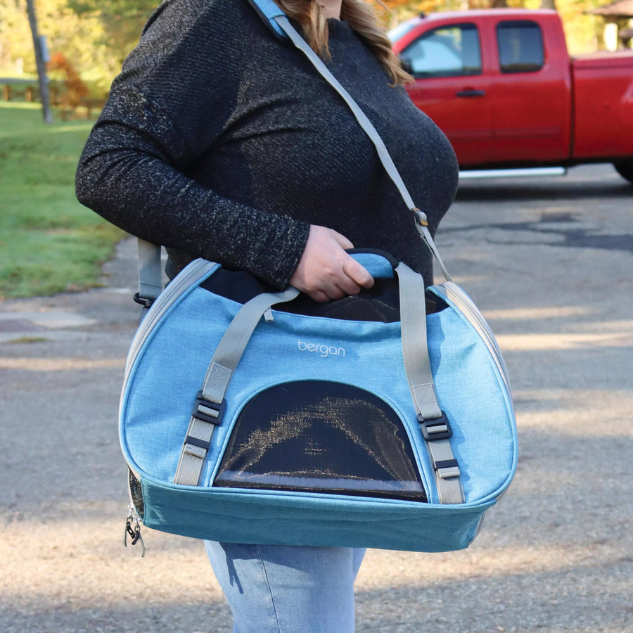 Lifestyle image heather blue. 