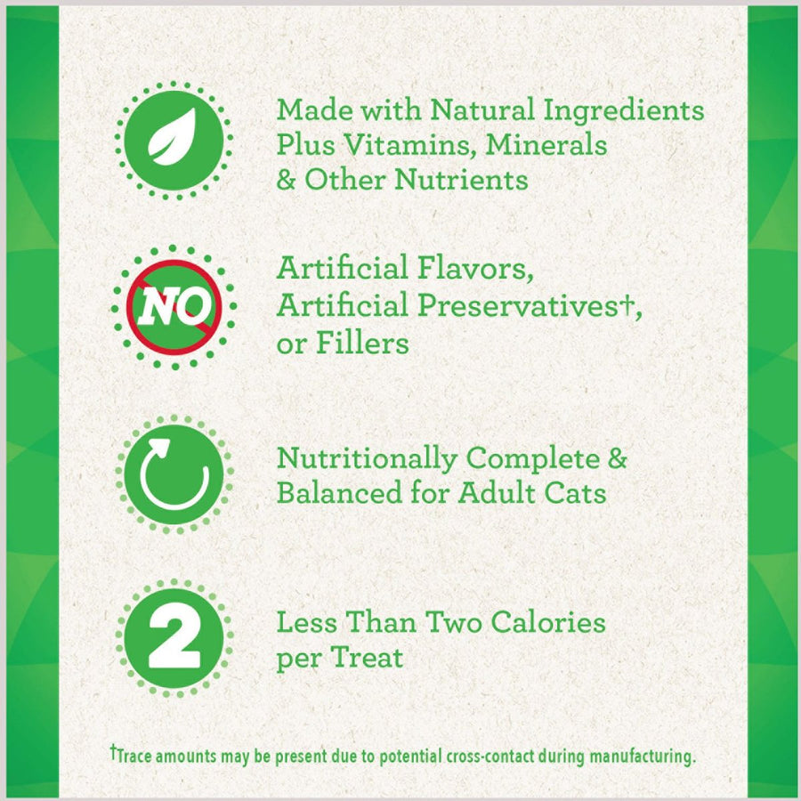 Greenies SmartBites Healthy Skin & Fur Natural Salmon Cat Treats 4.6oz, made with Natural Ingredients, No Artificial Flavors, Preservatives, or Fillers, Nutritionally Complete, and Less Than 2 Calories per Treat