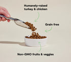 *Humanely-raised turkey & chicken
*Grain free
*Non-GMO fruits & veggies