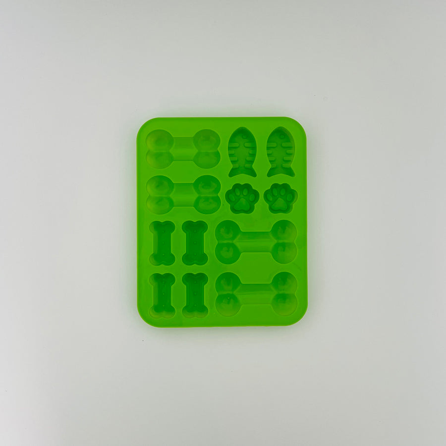 Silicone Treat Molds in Green Color