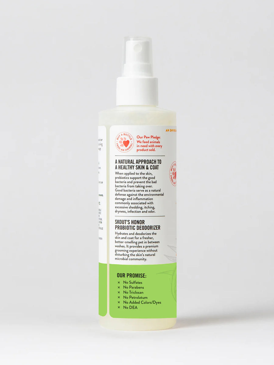 Back of bottle. 8 fluid ounce bottle with spray nozzle tip. Skout's Honor Probiotic Deodorizer Sunkissed Coconut Coat Spray.