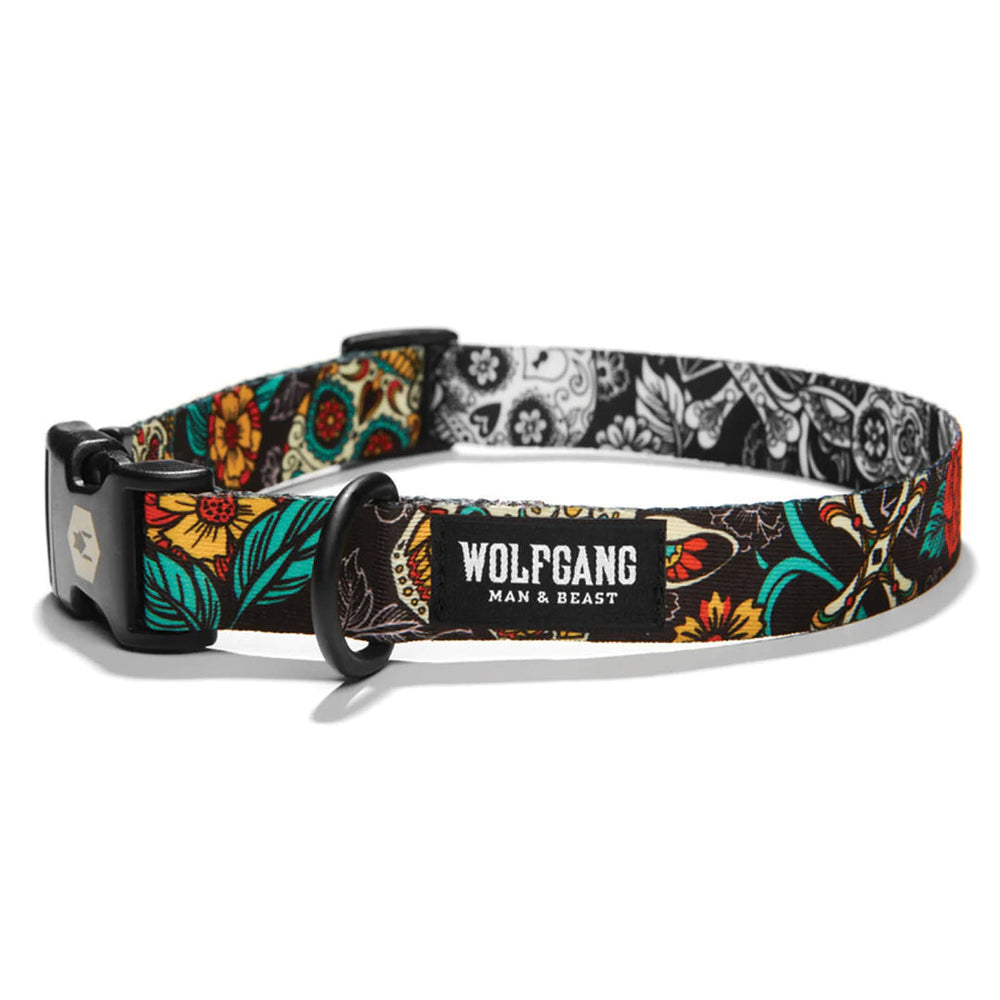 Side angle of Wolfgang LosMuertos Dog Collar 
