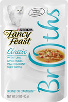 Fancy Feast Classic Broths with Tuna & Vegetables Cat Food Pouches