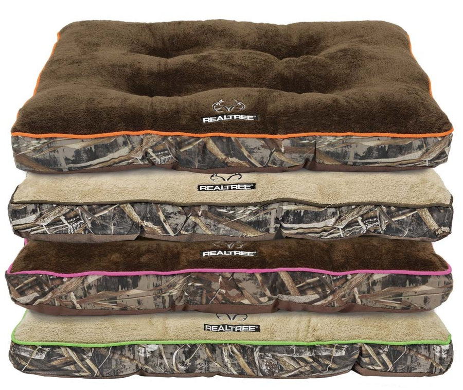 Real Tree Tufted Camo Dog Bed