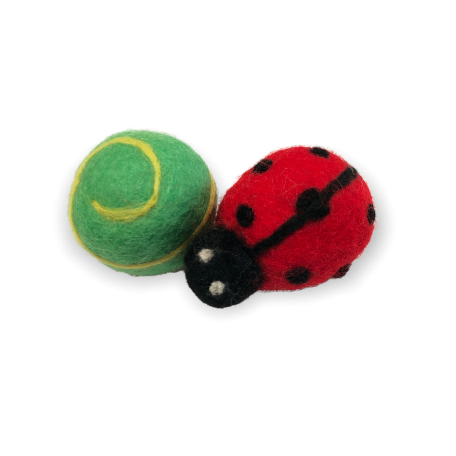 Doyen World Felt Ball Ladybug Cat Toys